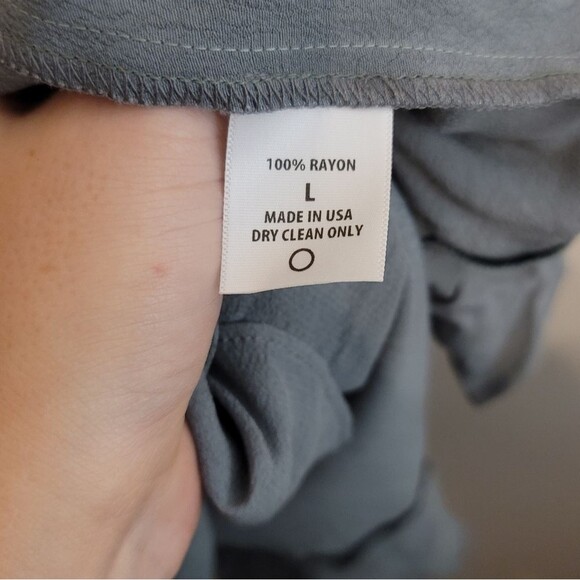 Roe + May Gray Ruffle Hanging Cold Shoulder Sleeve Vivi Mini Dress Size Large - Picture 5 of 11